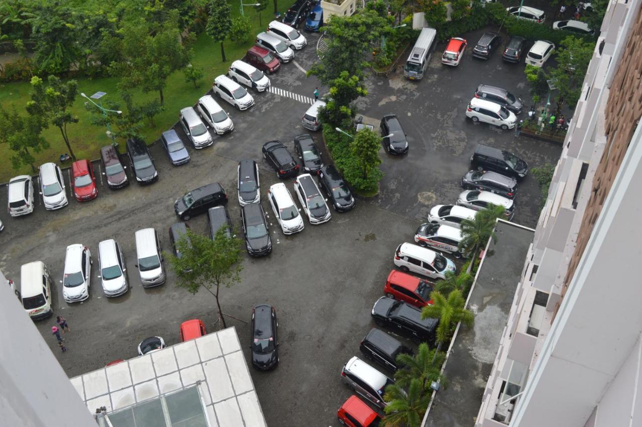 Lorin Syariah Solo Hotel Exterior foto